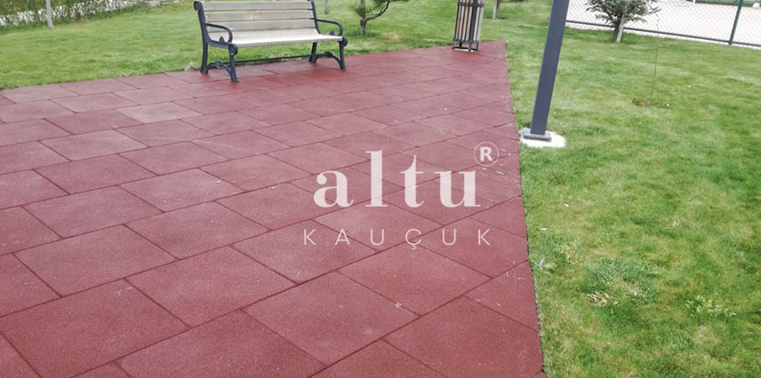 BETONA DÖŞENEN KAUÇUK KARO ZEMİN KAPLAMASI